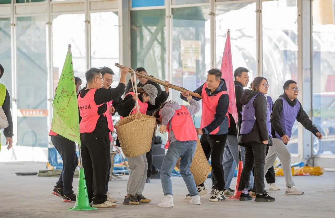 黃發集團舉行紅色主題黨建活動(圖2)