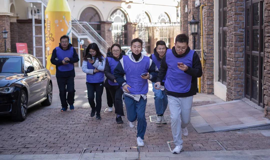 黃發集團舉行紅色主題黨建活動(圖3)