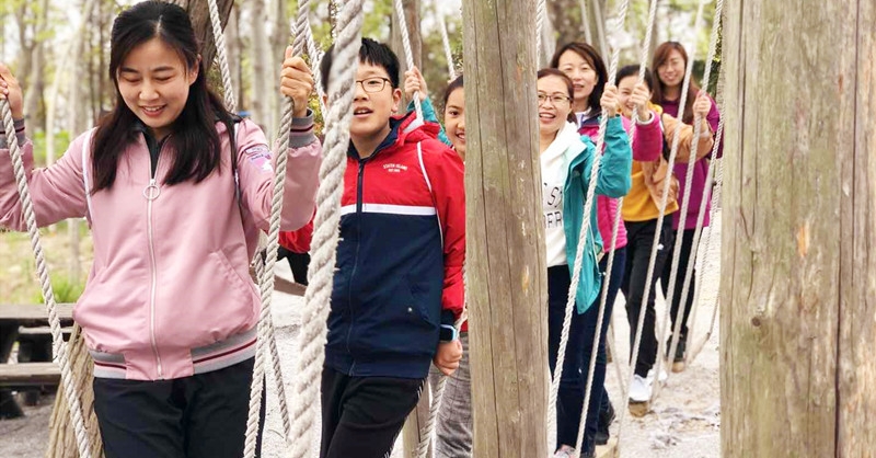 黃發集團組織開展春季文明健康徒步行活動