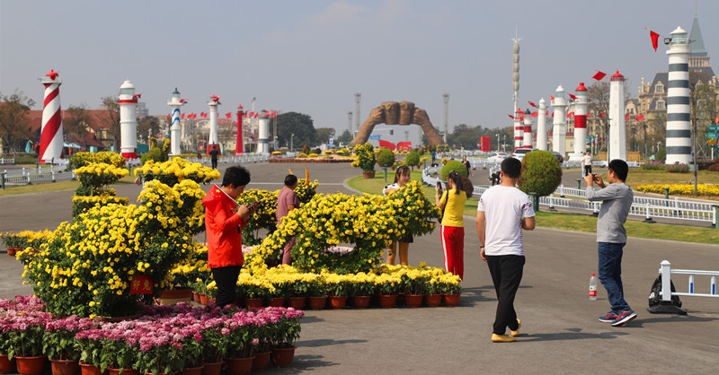 25.2萬游客國慶節暢游啤酒城